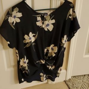 Women's small west kei blouse